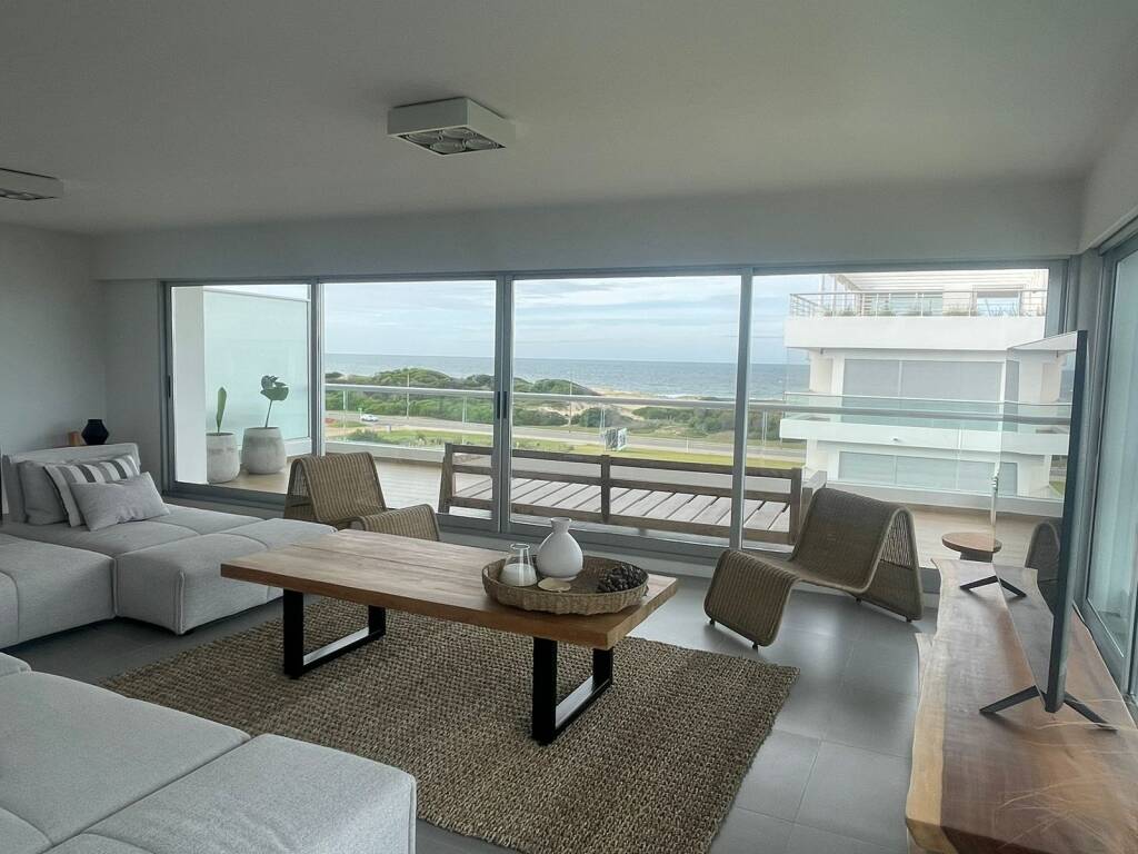 Venta  Punta del Este Playa Brava