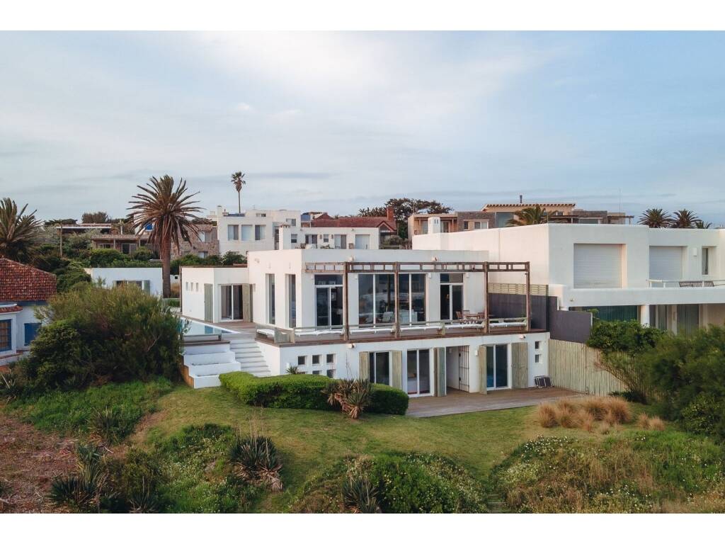 Venta, Temporadas  Punta del Este La Barra