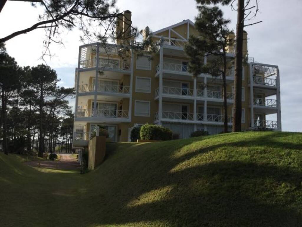 Venta, Temporadas  Punta del Este La Barra