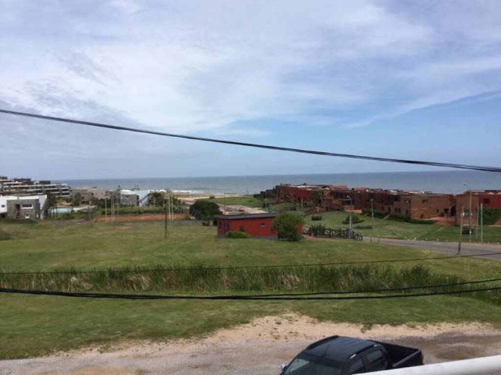 Venta, Temporadas  Punta del Este Manantiales
