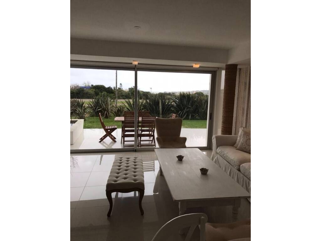 Temporadas  Punta del Este Manantiales
